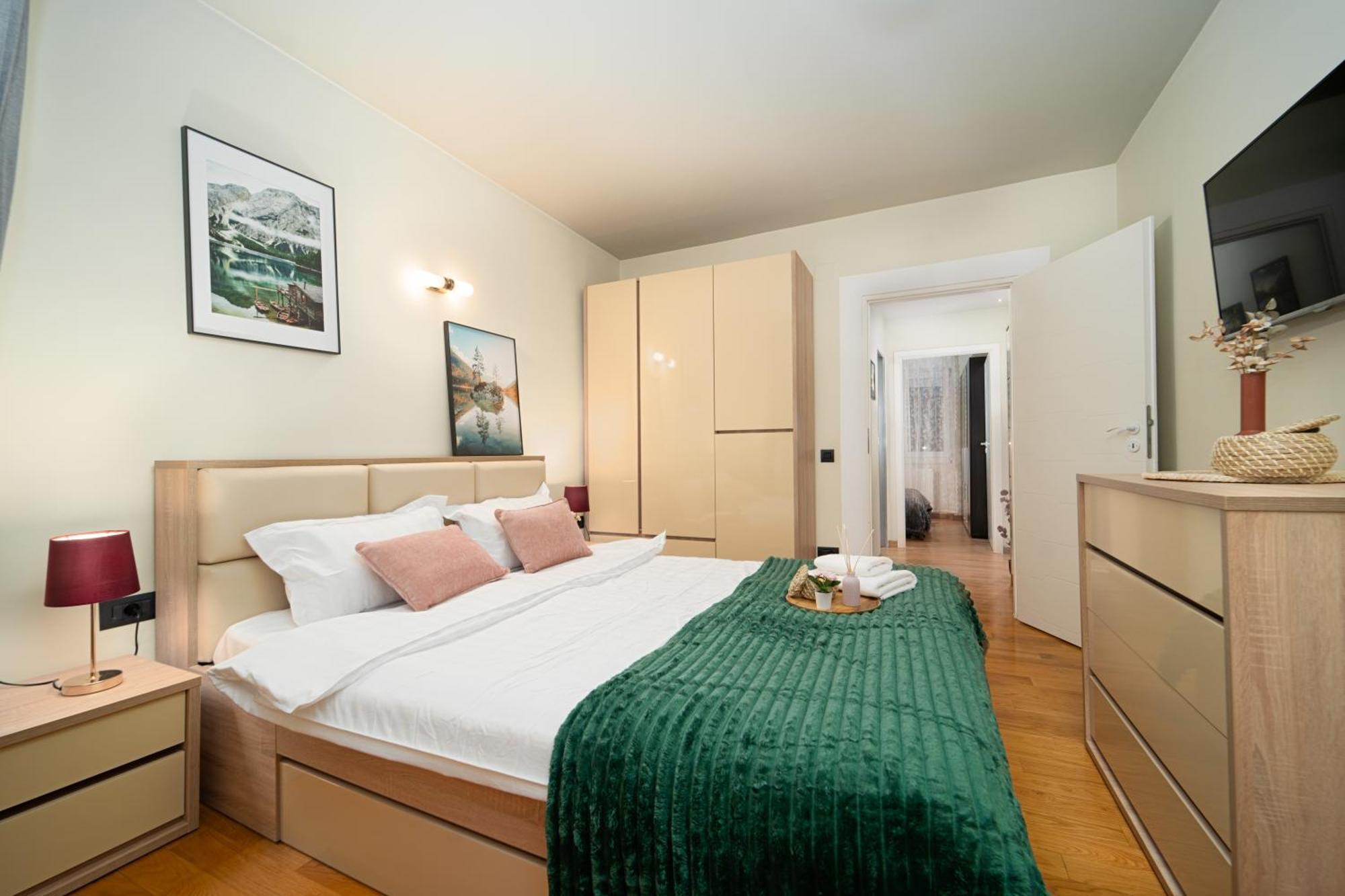 Central Elegant - Anastasia Apartment - By Openhouse 蒂米什瓦拉 外观 照片